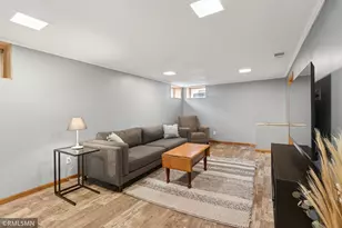 1370 Barclay St, Saint Paul, MN 55106 - Photo 30