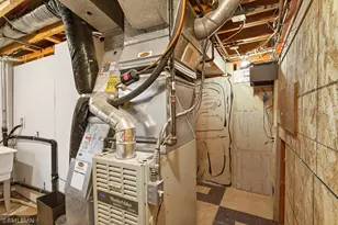 1370 Barclay St, Saint Paul, MN 55106 - Photo 42