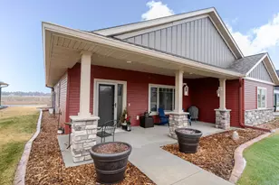 1922 Sandstone Loop S, Sartell, MN 56377 - Photo 2