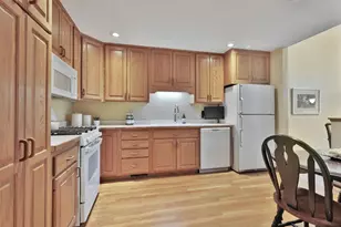 6861 W 82nd St, Bloomington, MN 55438 - Photo 4