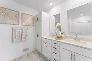 4012 Hayward Ave N, Oakdale, MN 55128 - Photo 14