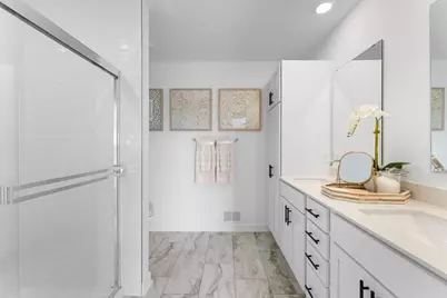 4012 Hayward Avenue N, Oakdale, MN 55025 - Photo 12