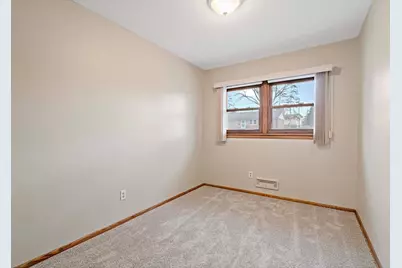 3231 Zane Avenue N, Crystal, MN 55422 - Photo 18