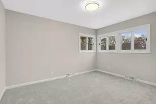 4617 Maryland Ave N, Crystal, MN 55428 - Photo 18