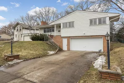 4617 Maryland Avenue N, Crystal, MN 55428 - Photo 2