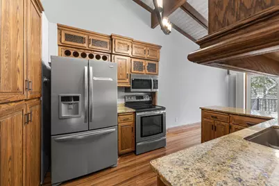 9708 Mill Creek Drive, Eden Prairie, MN 55347 - Photo 16