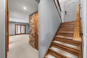 9708 Mill Creek Dr, Eden Prairie, MN 55347 - Photo 26