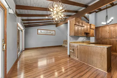 9708 Mill Creek Drive, Eden Prairie, MN 55347 - Photo 10