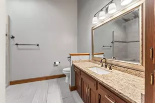 9708 Mill Creek Dr, Eden Prairie, MN 55347 - Photo 18