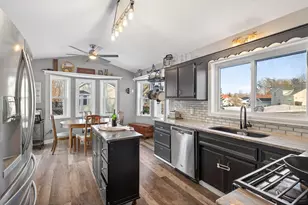 7919 Blackstone Ave, Inver Grove Heights, MN 55076 - Photo 10