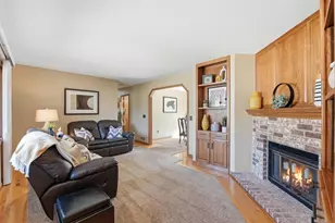1680 129th Cir NW, Coon Rapids, MN 55448 - Photo 2