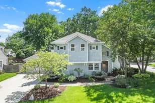 15 Maple Hill Rd, Hopkins, MN 55343 - Photo 2