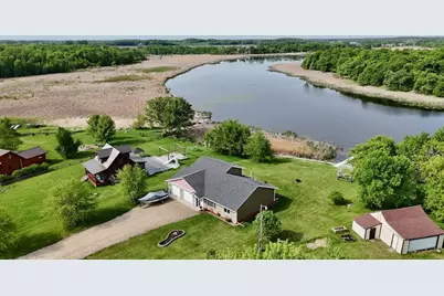 32406 Starland Shore Drive, Dent, MN 56528 - Photo 12