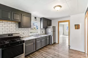 571 Ironton St NE, Fridley, MN 55432 - Photo 8