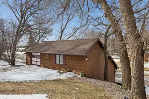 1122 S Andrew Dr NE, New London, MN 56273 - Photo 34