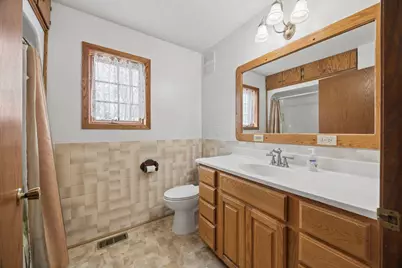 1122 S Andrew Drive NE, New London, MN 56273 - Photo 18