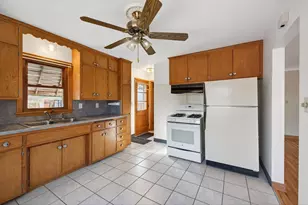 2724 McKnight Rd N, North Saint Paul, MN 55109 - Photo 12