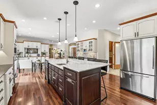 11625 Live Oak Dr, Minnetonka, MN 55305 - Photo 12