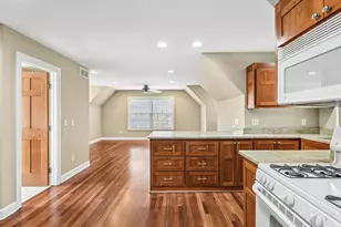 11625 Live Oak Dr, Minnetonka, MN 55305 - Photo 38