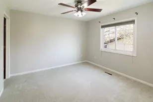 1743 Presidential Ln, Shakopee, MN 55379 - Photo 8