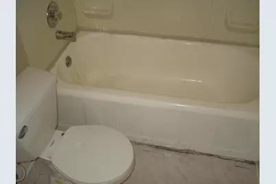 610 8th Street SW, Austin, MN 55912 - Photo 18