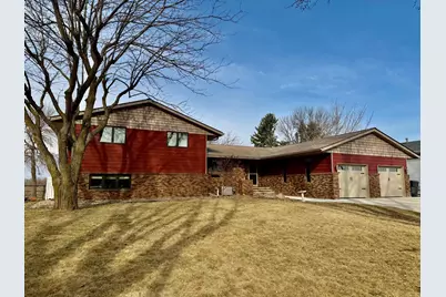 1665 Oakwood Drive, Worthington, MN 56187 - Photo 2
