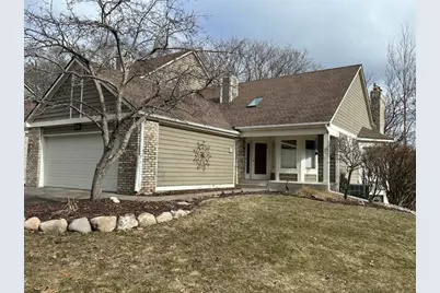 210 Wildwood Bay Drive, Mahtomedi, MN 55115 - Photo 1