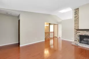 328 River Woods Ln, Burnsville, MN 55337 - Photo 14