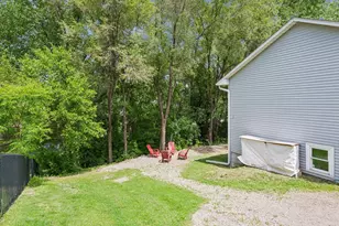 13710 5th Ave N, Plymouth, MN 55441 - Photo 4