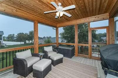 2745 Sand Trap Road SE, Rochester, MN 55904 - Photo 4