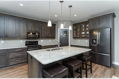 2745 Sand Trap Road SE, Rochester, MN 55904 - Photo 12