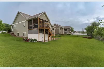 2745 Sand Trap Road SE, Rochester, MN 55904 - Photo 2