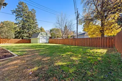 2807 Edgewood Drive N, Fargo, ND 58102 - Photo 50