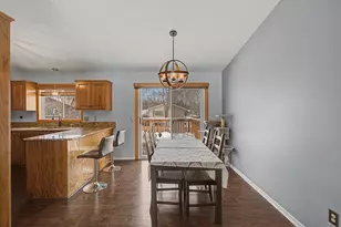 9614 Wellington Ln N, Maple Grove, MN 55369 - Photo 6