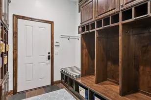 6930 Lake Harrison Cir, Chanhassen, MN 55317 - Photo 24