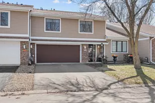 9344 Nesbitt Rd, Bloomington, MN 55437 - Photo 2