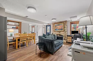 9344 Nesbitt Rd, Bloomington, MN 55437 - Photo 32