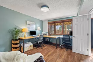 9344 Nesbitt Rd, Bloomington, MN 55437 - Photo 24