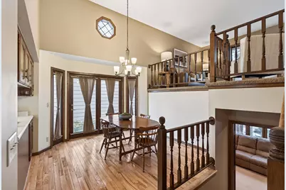 7050 43rd Street N, Oakdale, MN 55128 - Photo 8