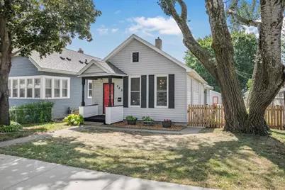 282 Annapolis Street E, West Saint Paul, MN 55118 - Photo 2