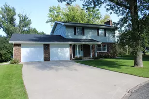 20762 468th Ave, Morris, MN 56267 - Photo 1