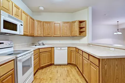 9225 Medicine Lake Road #105B, Golden Valley, MN 55427 - Photo 14