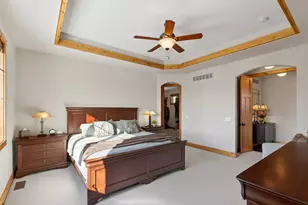 23400 Woodland Ridge Dr, Lakeville, MN 55044 - Photo 26