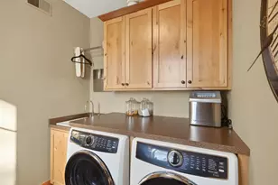 23400 Woodland Ridge Dr, Lakeville, MN 55044 - Photo 62