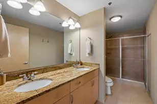 215 10th Ave S, Minneapolis, MN 55415 - Photo 14