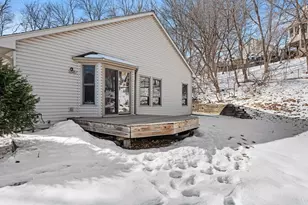 8136 Dakota Ln, Chanhassen, MN 55317 - Photo 2