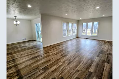 406 8th Avenue SW, Pipestone, MN 56164 - Photo 30