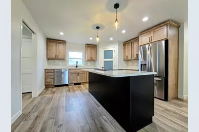 406 8th Avenue SW, Pipestone, MN 56164 - Photo 14