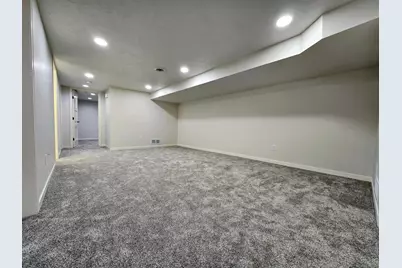 406 8th Avenue SW, Pipestone, MN 56164 - Photo 38