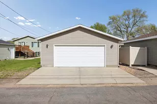 1043 35th Ave N, Saint Cloud, MN 56303 - Photo 22